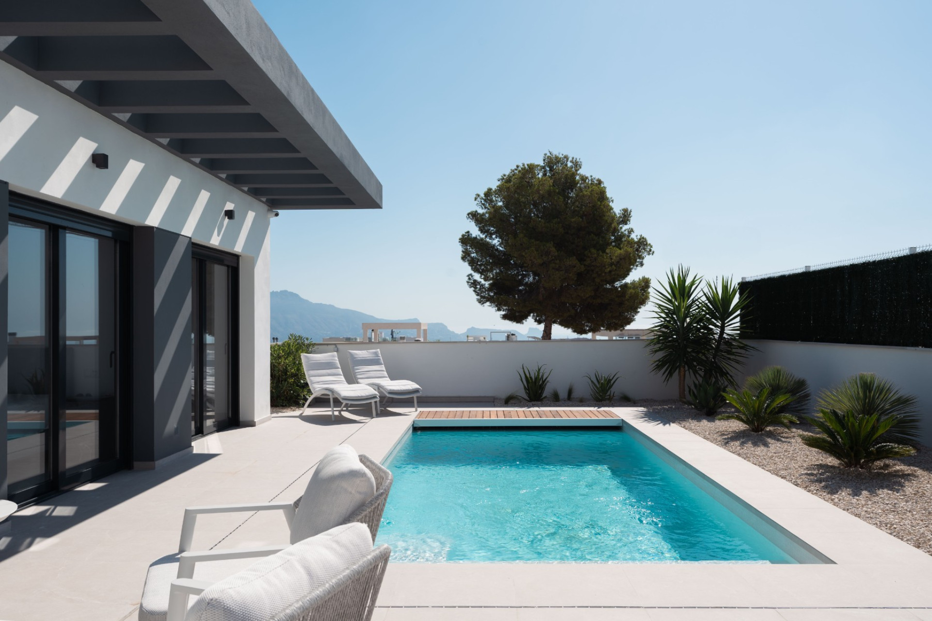 Obra nueva - Villa -
Polop