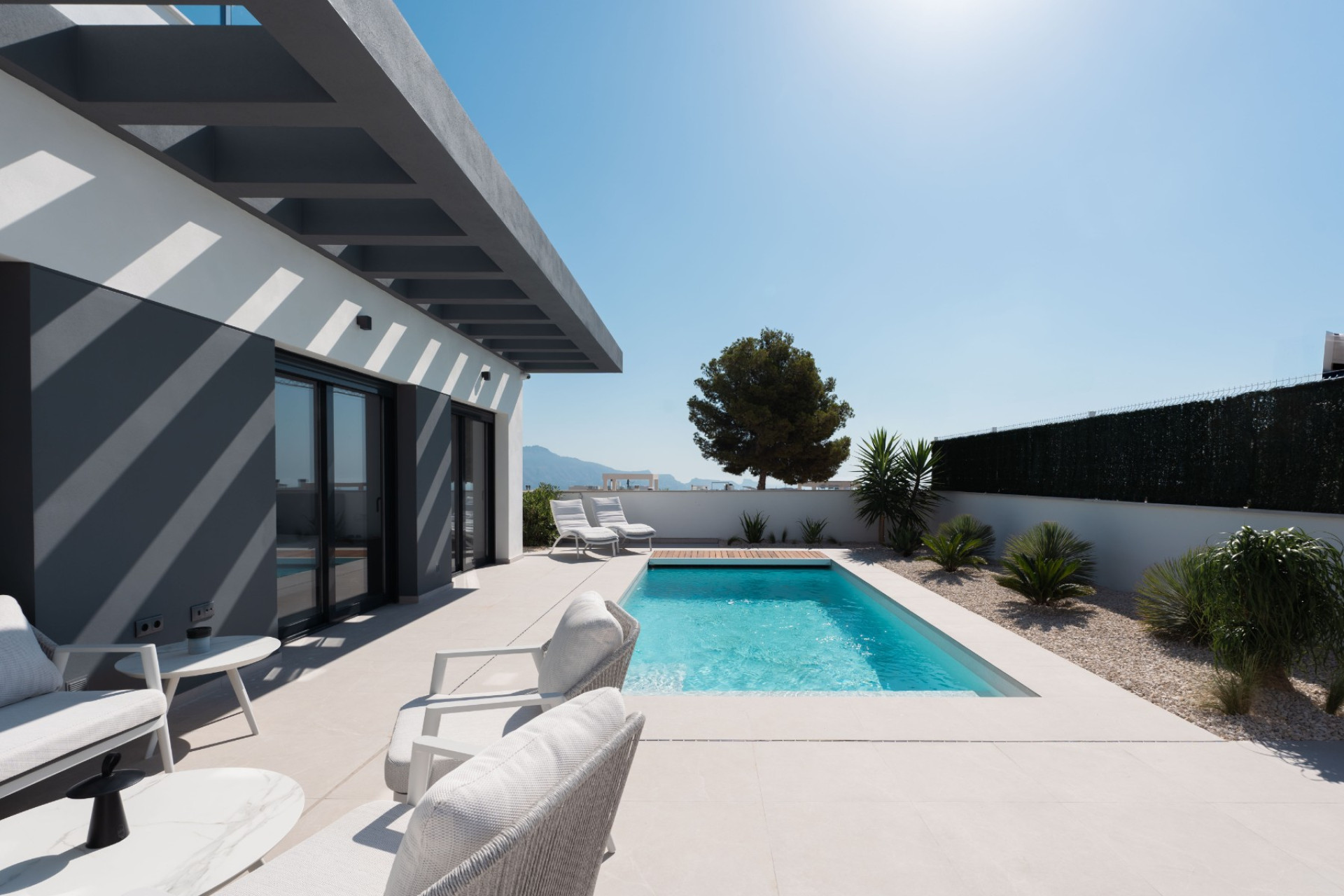 Obra nueva - Villa -
Polop