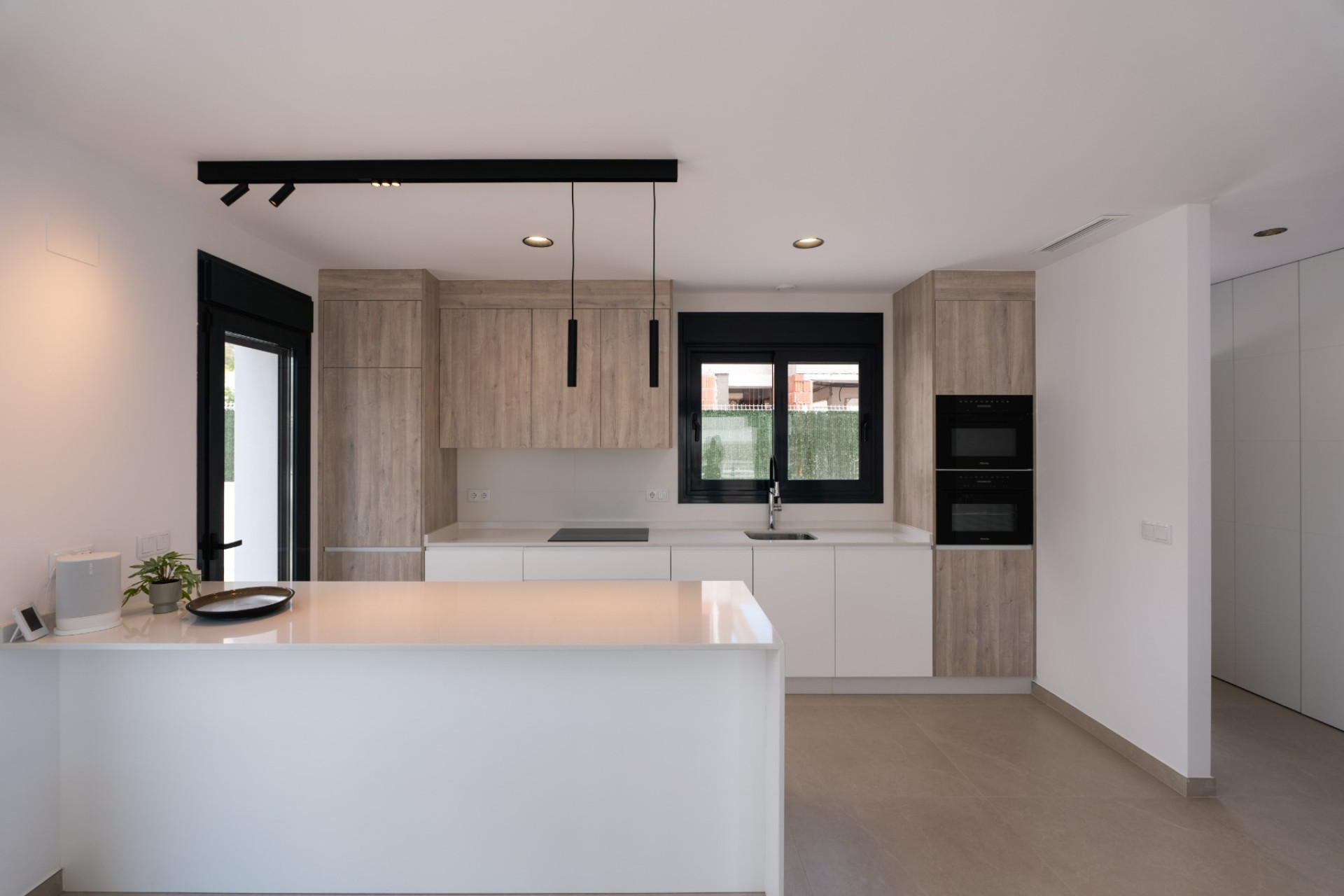 Obra nueva - Villa -
Polop