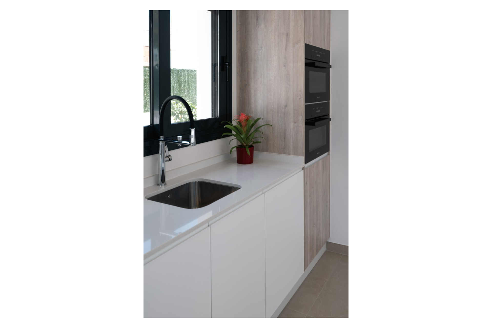 Obra nueva - Villa -
Polop